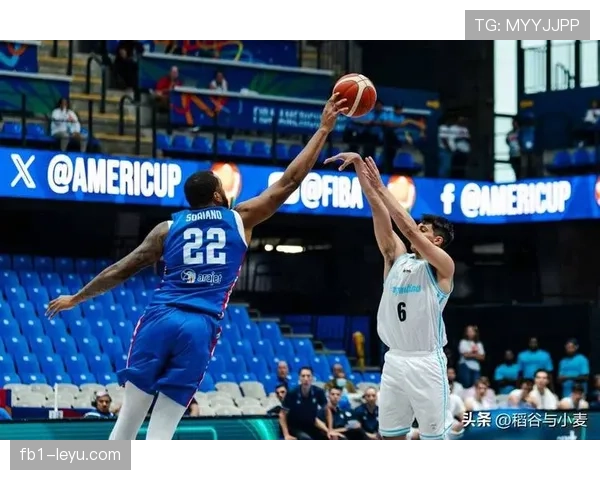 拉塞尔内线防守压制对手篮板率领先同代中锋显著提升球队护筐能力