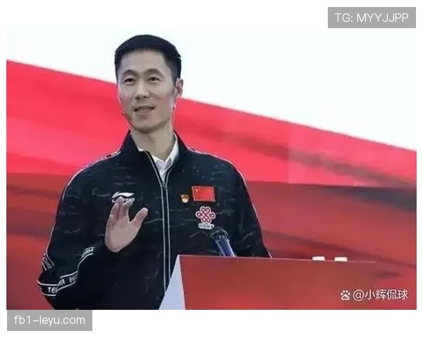 王励勤穿拖鞋戴劳力士走进菜市场，那反差直接让我怀疑眼睛